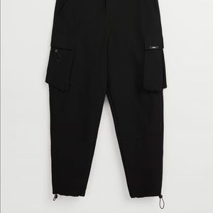 NWT Zara cargo fit pants size L